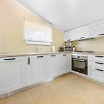 Andrea For 17 People With Private 40 M2 Pool & Pet Friendly Near Villa Poreč