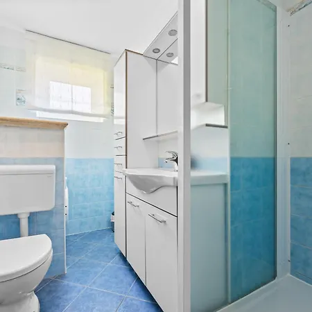 Andrea For 17 People With Private 40 M2 Pool & Pet Friendly Near * Poreč