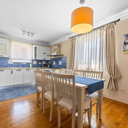 Andrea For 17 People With Private 40 M2 Pool & Pet Friendly Near Villa Poreč