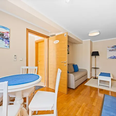 Andrea For 17 People With Private 40 M2 Pool & Pet Friendly Near *